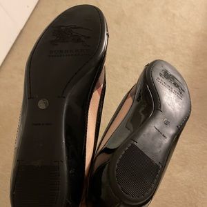 Burberry Nova Check Flats